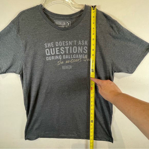 Baseballism Womens XXL Gray Graphic T-Shirt “She Doesn’t Ask Questions” NWT - Picture 8 of 9
